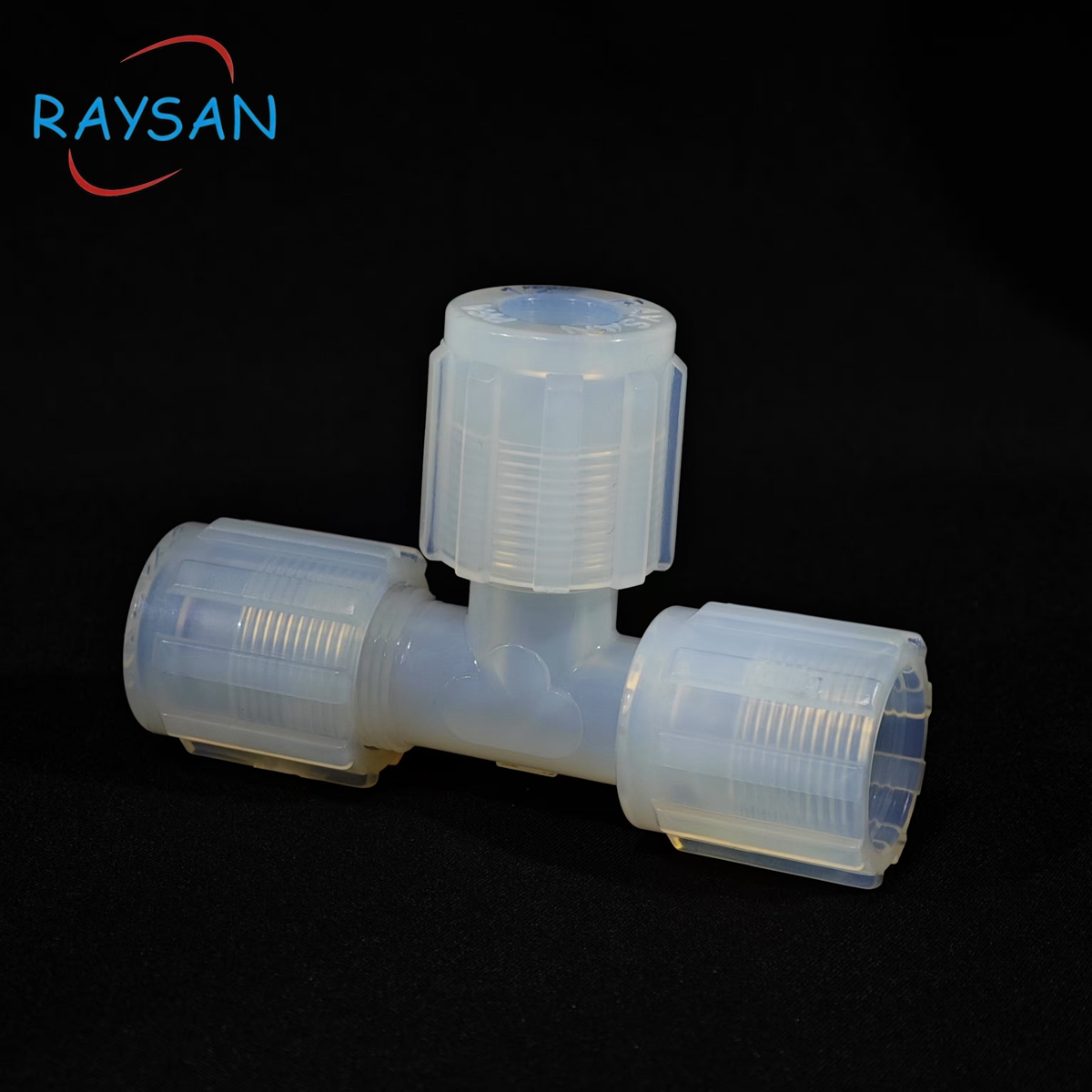 一端省空间扩口三通